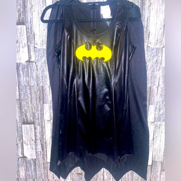 Adult Bat Girl Costume with Removable Cape - Picture 1 of 2